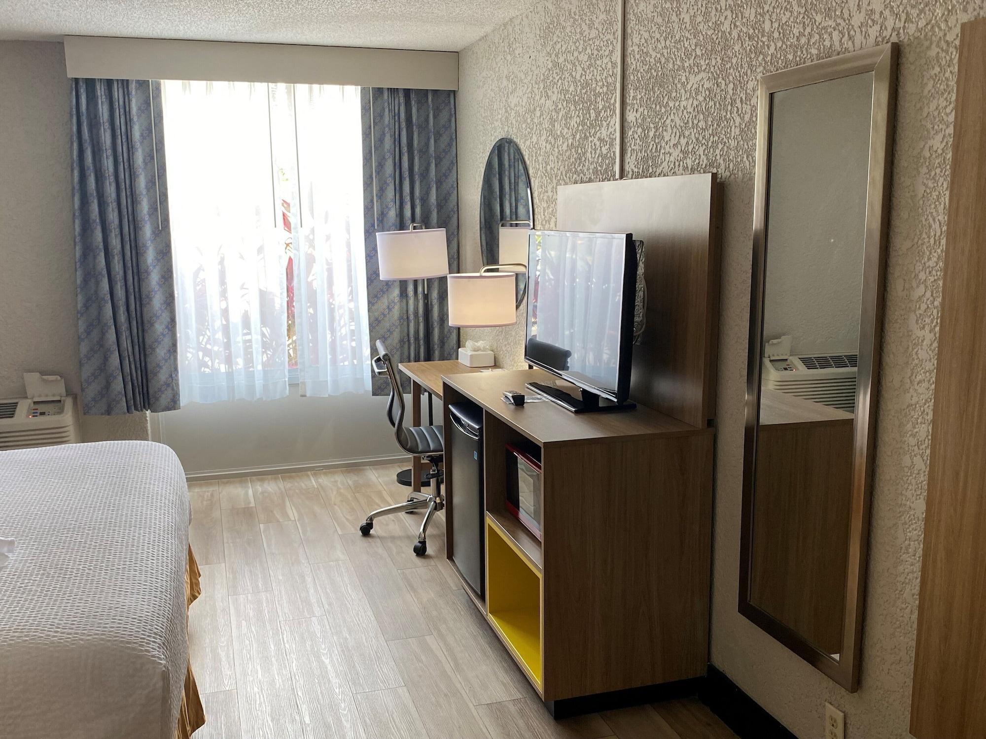 Days Inn By Wyndham Fort Pierce Midtown Bagian luar foto