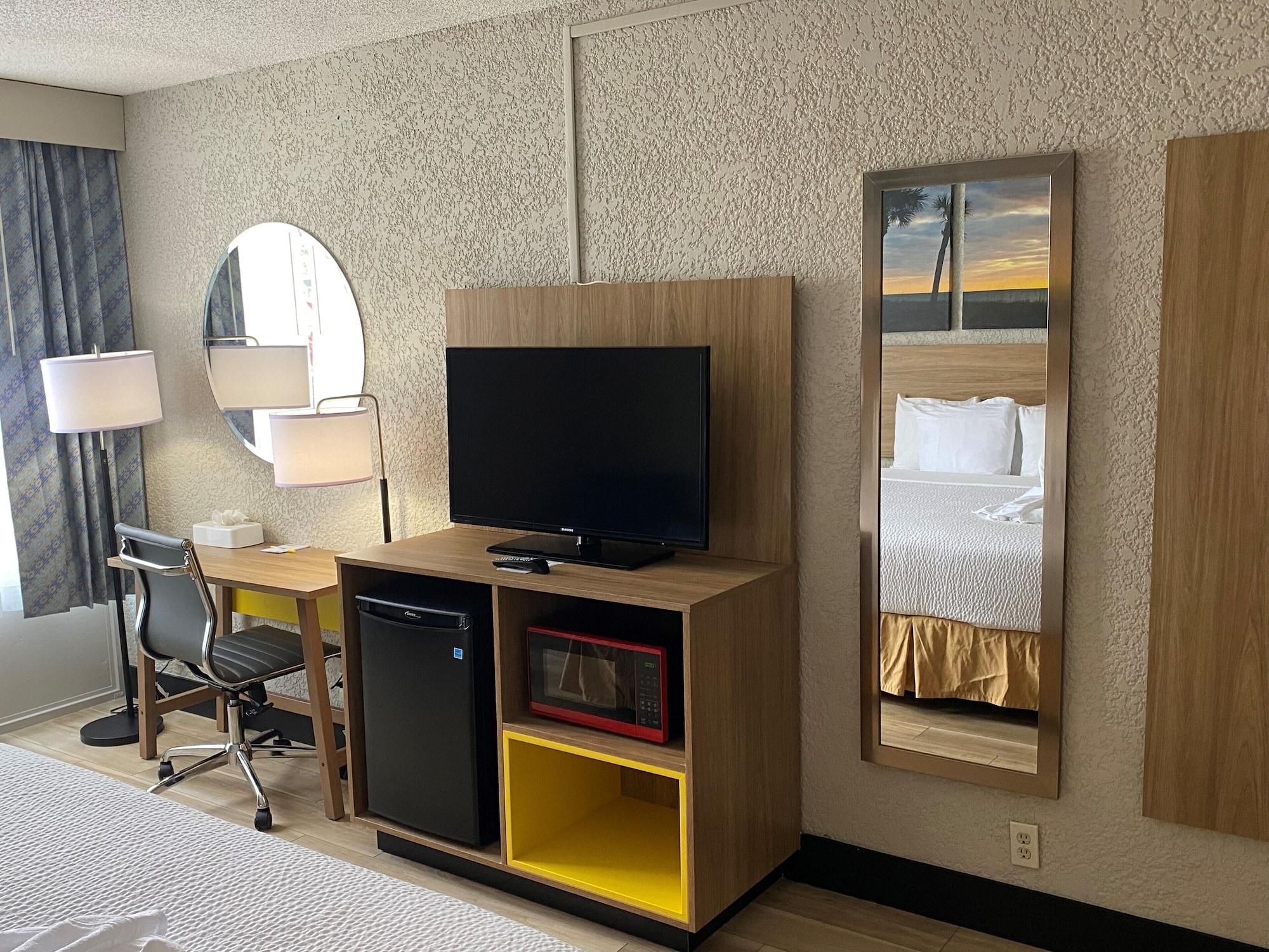Days Inn By Wyndham Fort Pierce Midtown Bagian luar foto