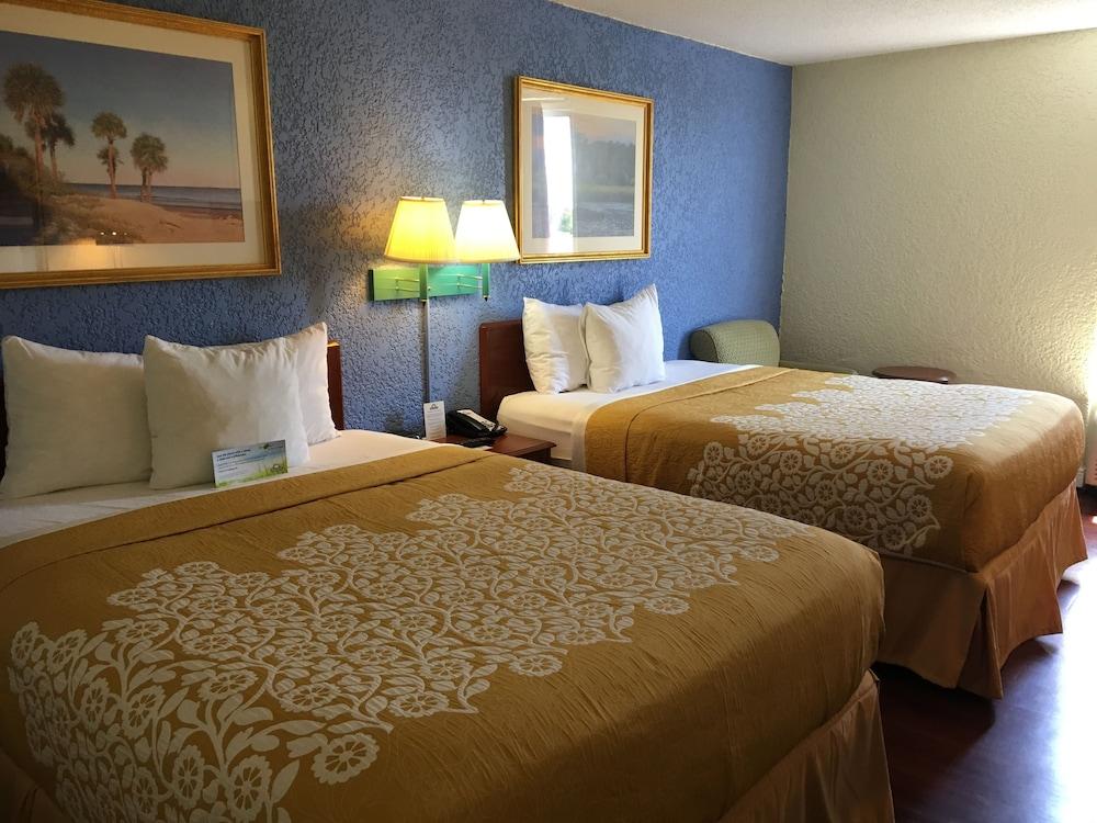 Days Inn By Wyndham Fort Pierce Midtown Bagian luar foto